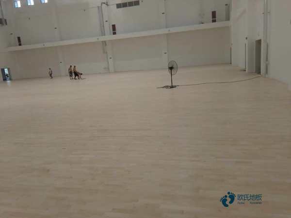 硬木企口風(fēng)雨操場地板品牌廠家
